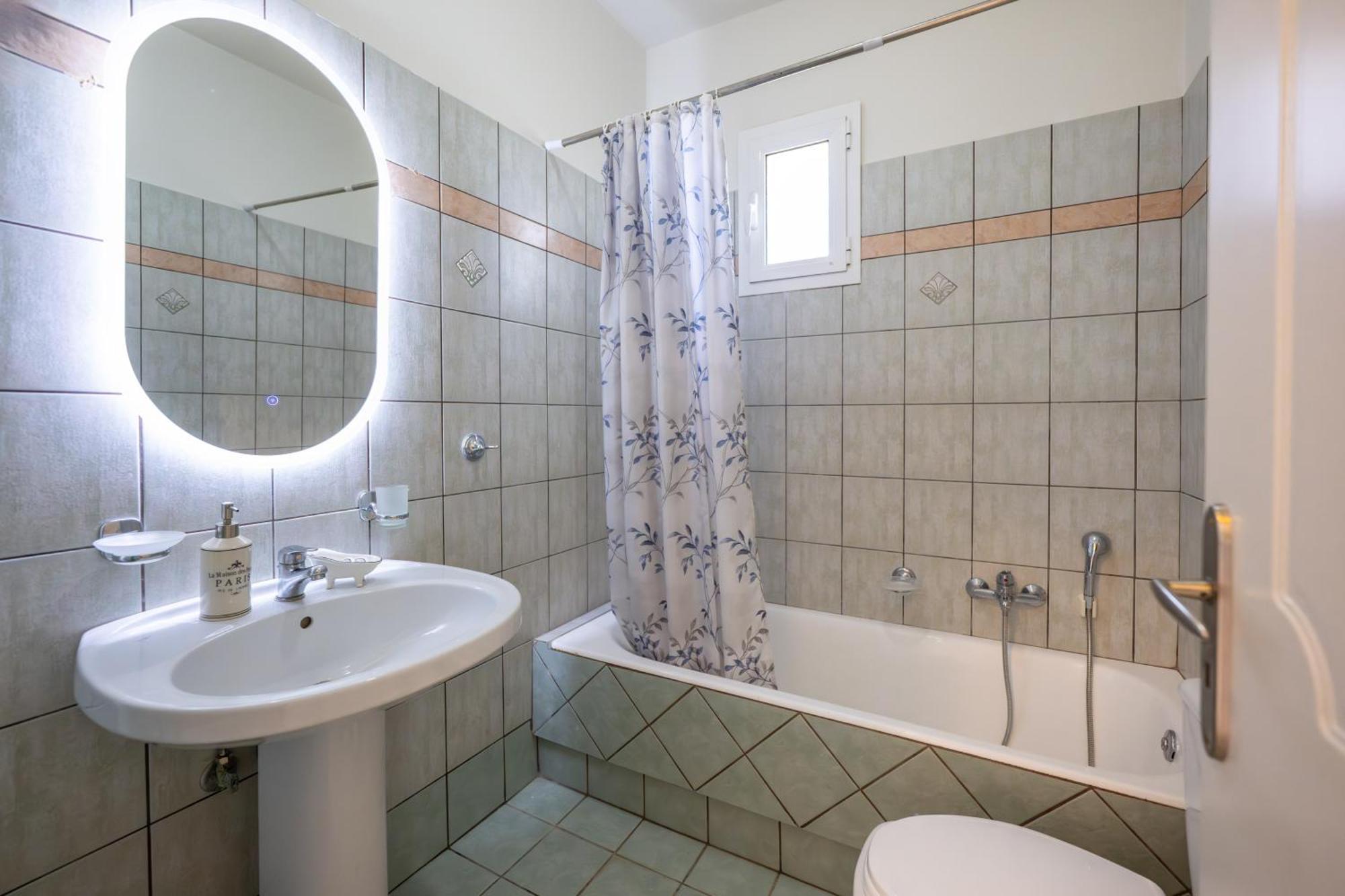 Apaggio Di Argostoli Apartments - Private Parking & Sea View Extérieur photo